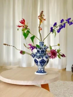 Tulpenvaas - 31 Cm - &Klevering - Tulpenvaas Delfts Blauw - Cadeau Voor Vrouw - Relatiegeschenk - Holland Souvenir - Cadeau Moeder - Housewarming Cadeau -klevering Winkel 900x1200